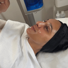 Aqua Pure Behandlung im House of Beauty by Alma in Meerbusch